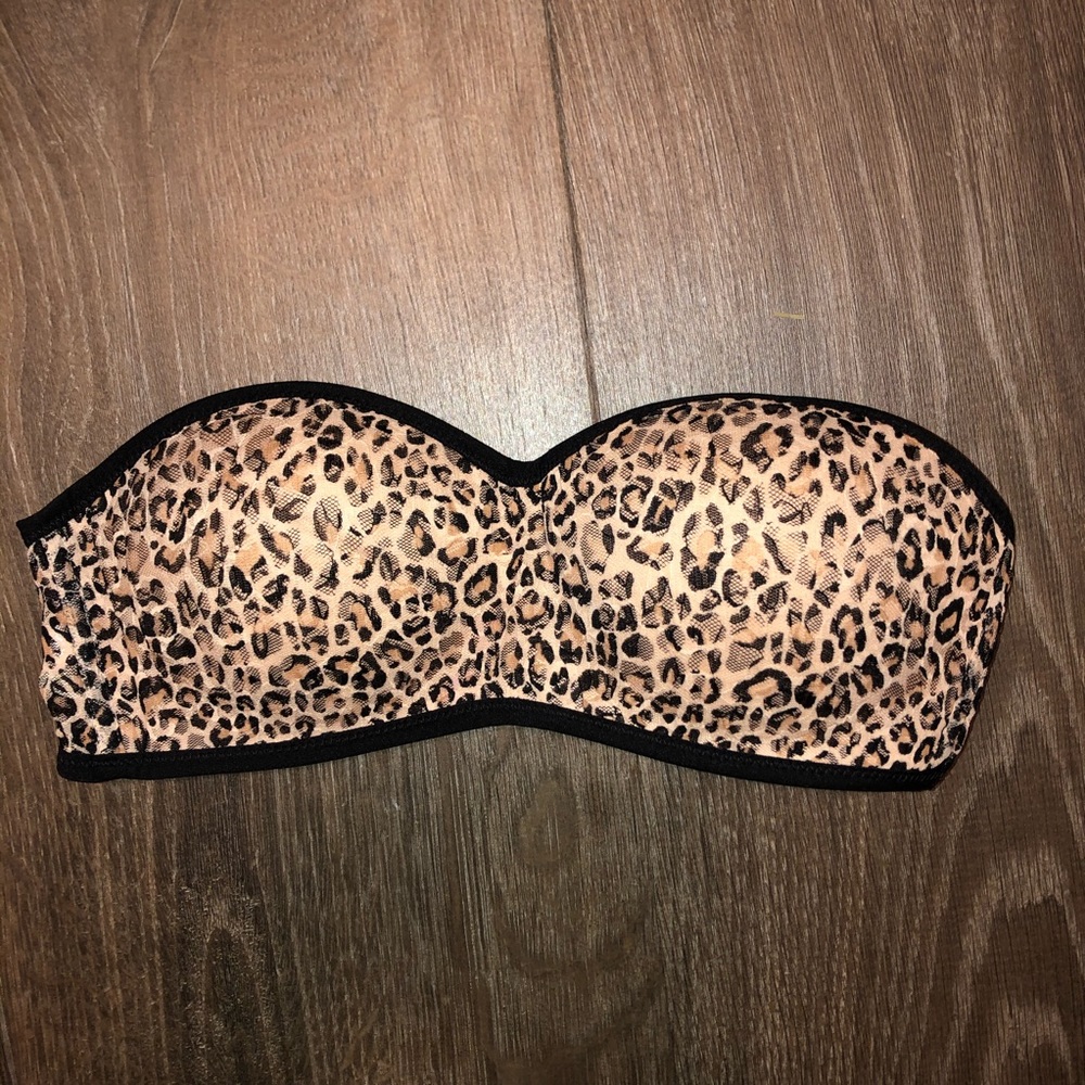 PINK Victoria’s Secret Strapless Bra